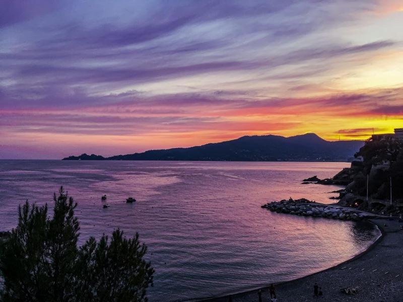 Raggio Di Sole - Pool, Tennis, Parking, Sea View & Relax Rapallo Exterior photo